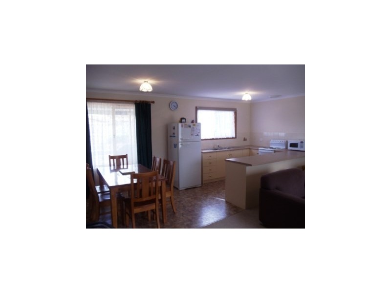 12 Rogues Point Road, Rogues Point SA 5571