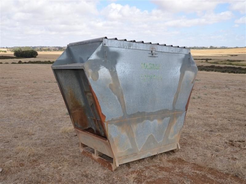 CLEARING SALE Finnis Point Road, Riverton SA 5412