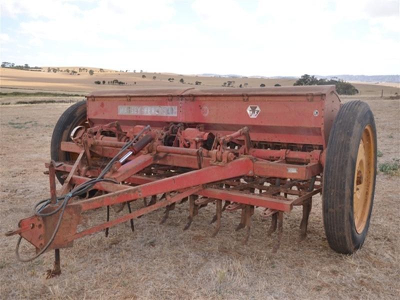 CLEARING SALE Finnis Point Road, Riverton SA 5412