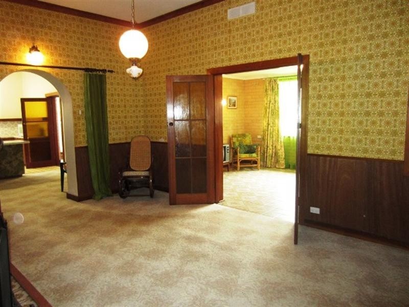 “Willow Glen” Pugsleys Road, Manoora SA 5414