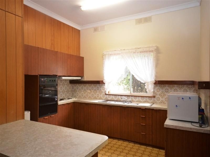 “Willow Glen” Pugsleys Road, Manoora SA 5414