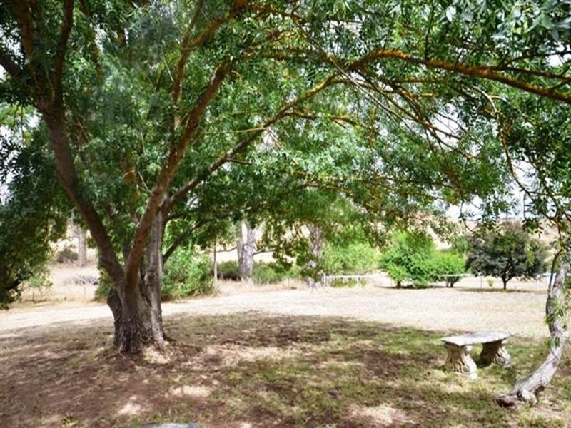 “Willow Glen” Pugsleys Road, Manoora SA 5414