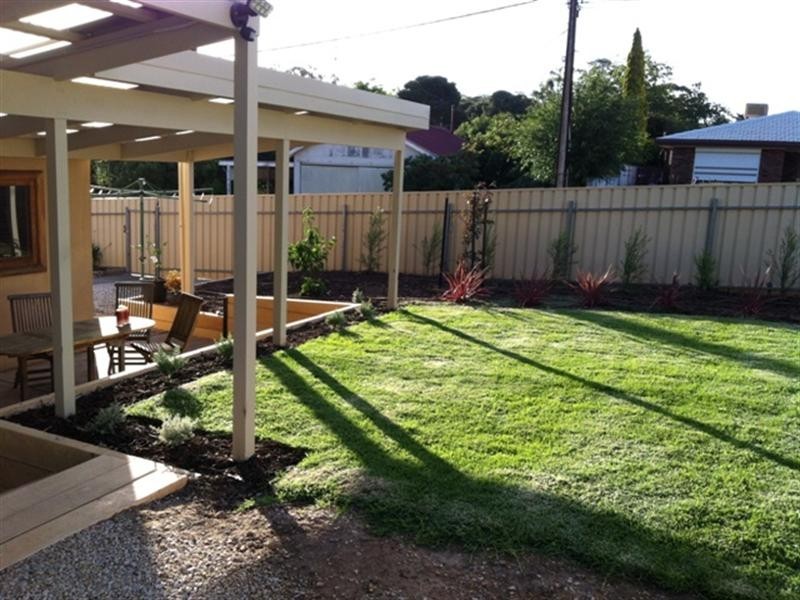 5 Bright Street, Clare SA 5453