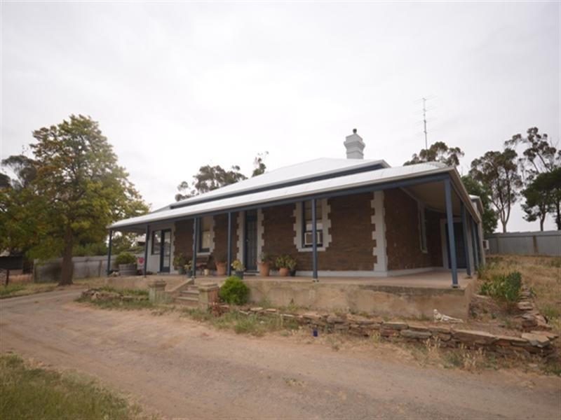 “Horsley Dene” Govt Road, Burra SA 5417