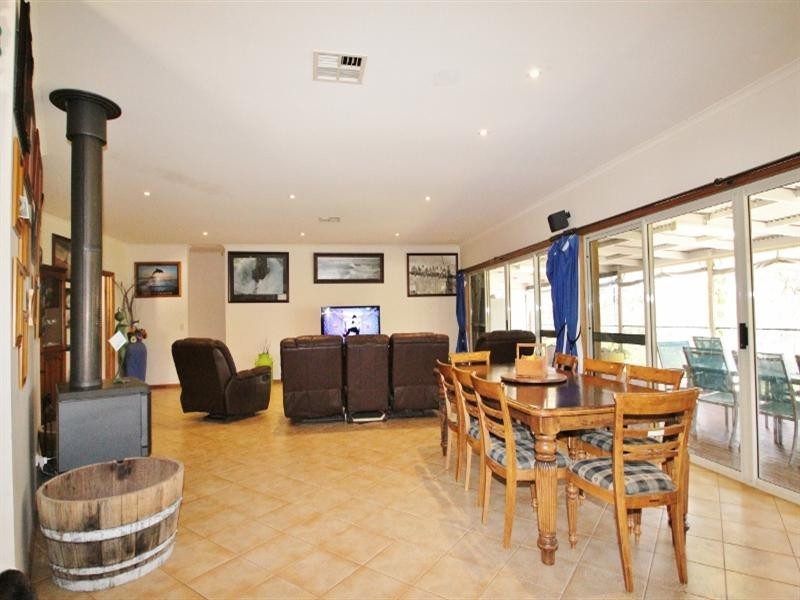 88 Kingfisher Drive, Clare SA 5453