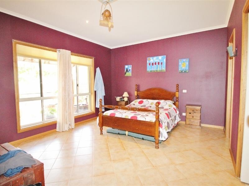 88 Kingfisher Drive, Clare SA 5453