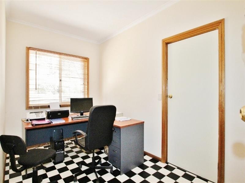 88 Kingfisher Drive, Clare SA 5453