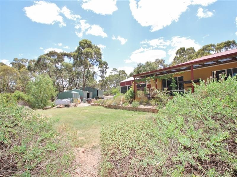 88 Kingfisher Drive, Clare SA 5453
