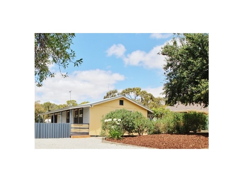 28 Kelly Street, Clare SA 5453