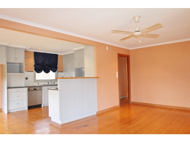 28 Kelly Street, Clare SA 5453