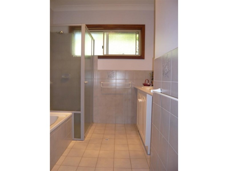 6 Michael Court, Clare SA 5453