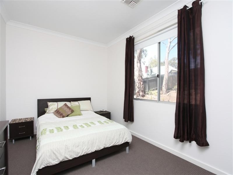 27B Hope Street, Clare SA 5453