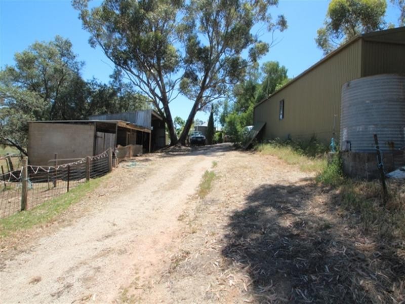 ‘Rosedale’ ,Stanley Stud Road, Clare SA 5453