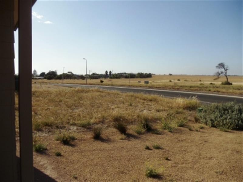 59 Captain Hutchinson Drive, Point Turton SA 5575