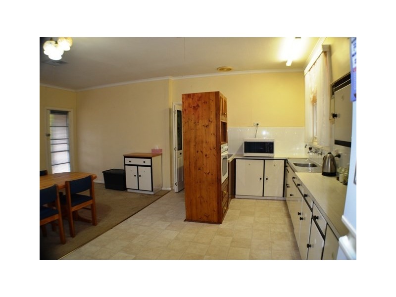 14 Whitwarta Road, Balaklava SA 5461