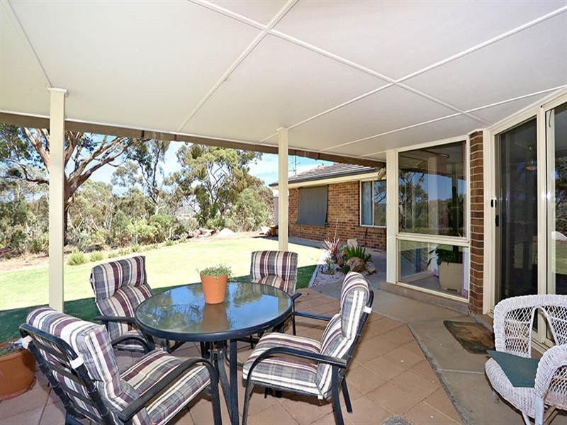 8 March Court, Clare SA 5453