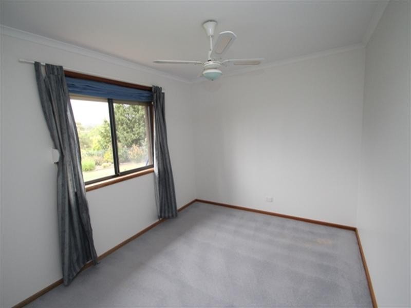 13 Jarman Crescent, Clare SA 5453