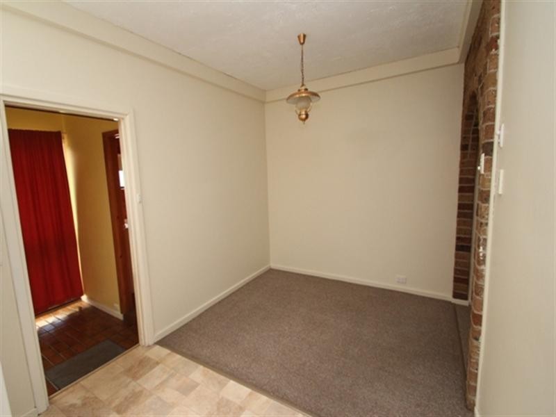 11 Kelly Street, Clare SA 5453