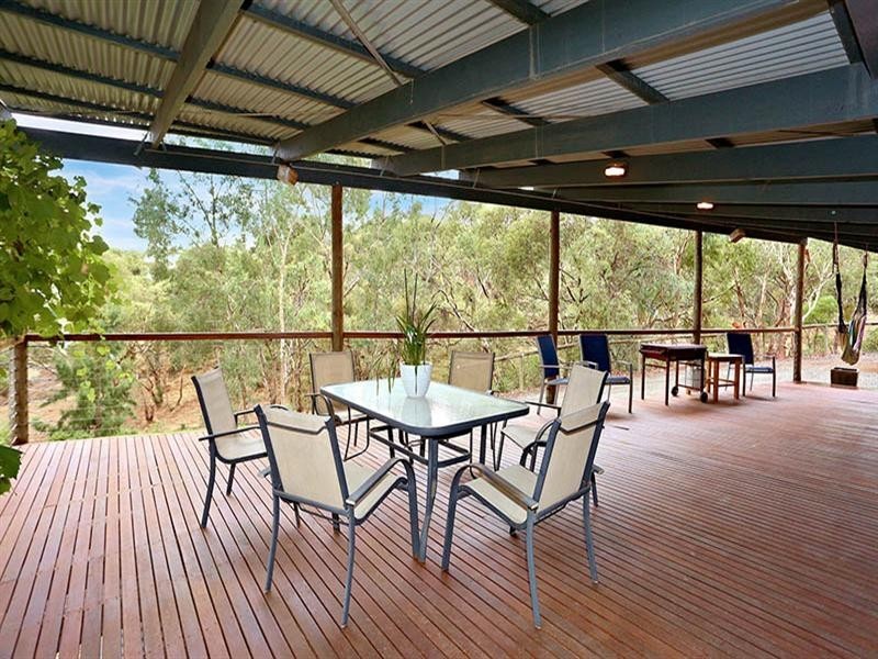 23 Warenda Road, Clare SA 5453