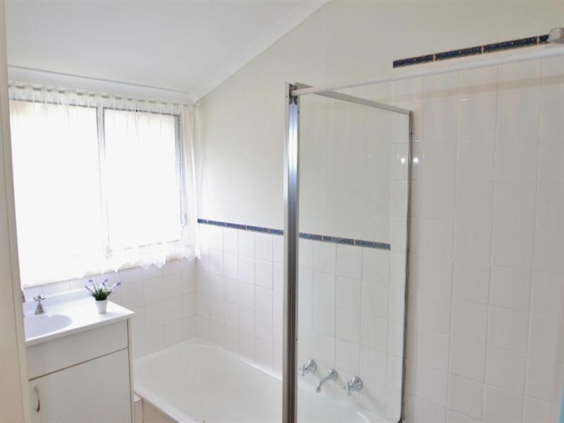 28 Kelly Street, Clare SA 5453
