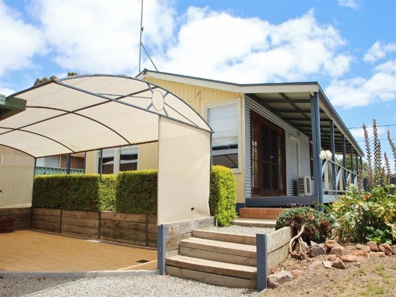 28 Kelly Street, Clare SA 5453