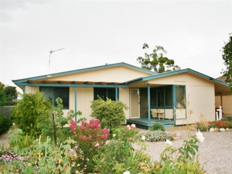 19 Third Street, Snowtown SA 5520