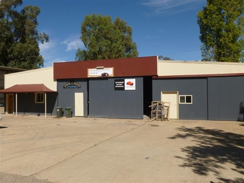 60 New Road, Clare SA 5453