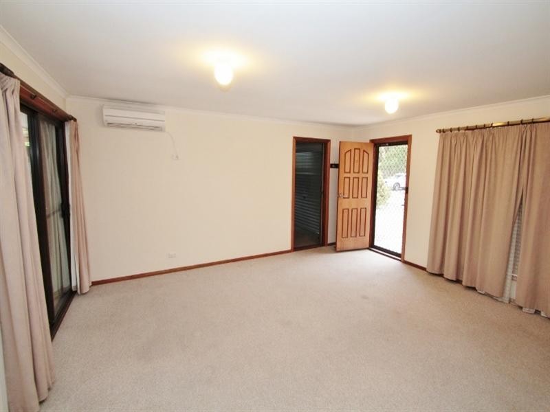 2/48 Gleeson Street, Clare SA 5453