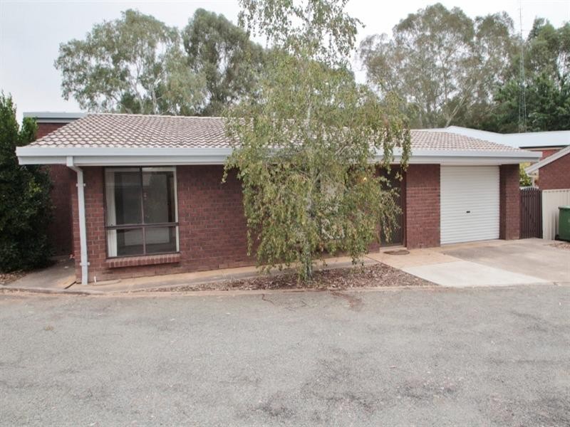 2/48 Gleeson Street, Clare SA 5453