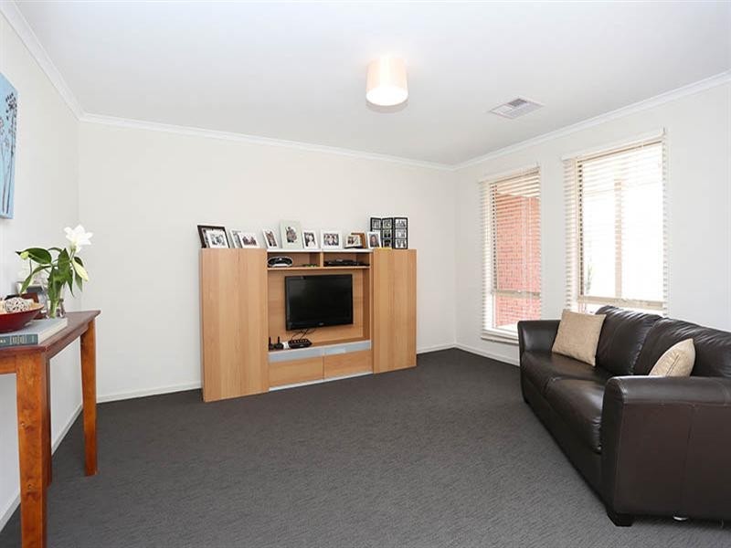 16 Pandappa Drive, Clare SA 5453