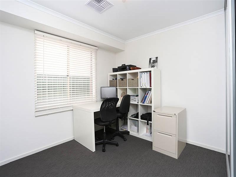 16 Pandappa Drive, Clare SA 5453