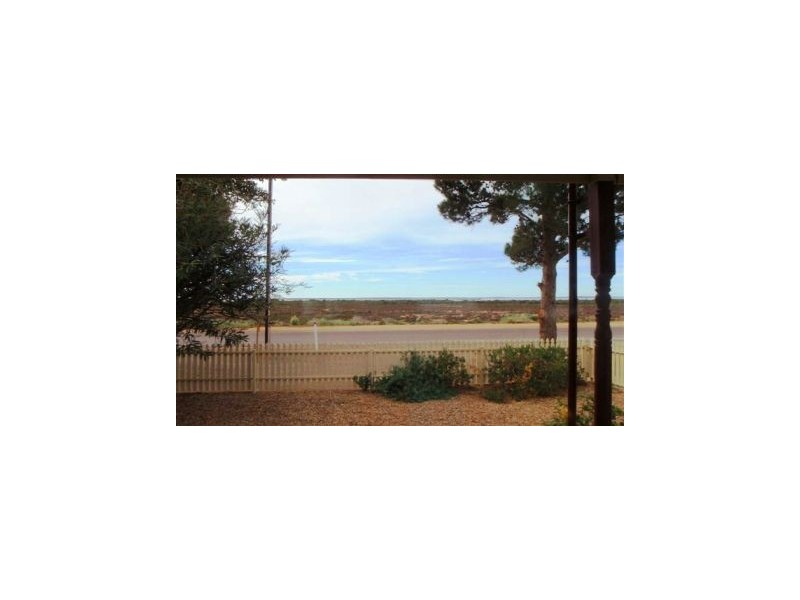 38 The Esplanade, Cowell SA 5602