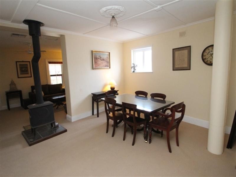 20 Market Square, Burra SA 5417