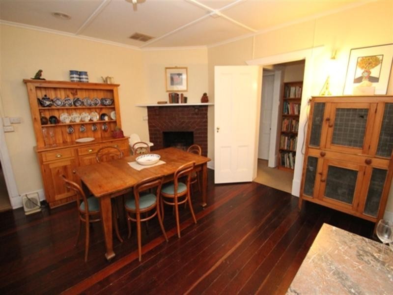 20 Market Square, Burra SA 5417