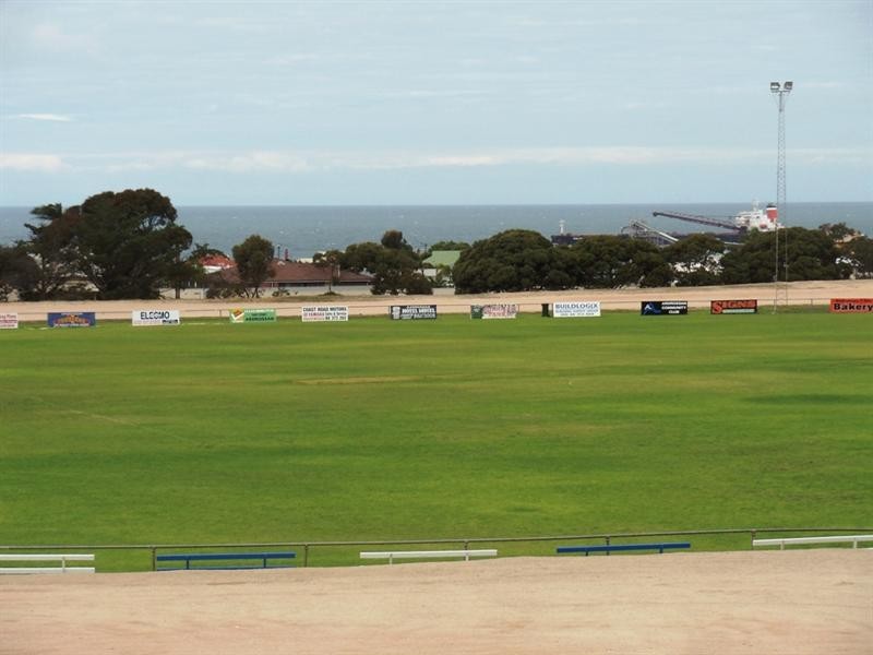 18 Maitland Road, Ardrossan SA 5571