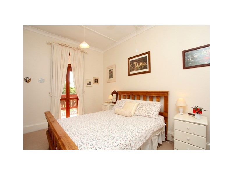 6 Copper House Street, Burra SA 5417