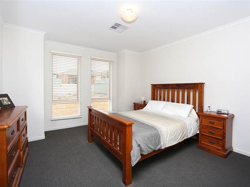 16 Pandappa Drive, Clare SA 5453