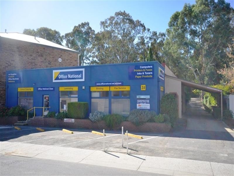 31 Old North Road, Clare SA 5453