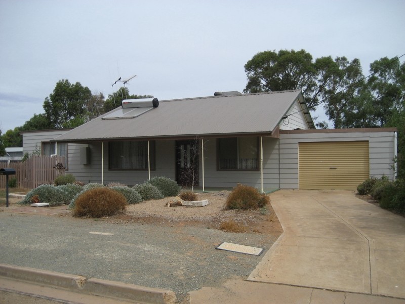 56 South Terrace, Jamestown SA 5491