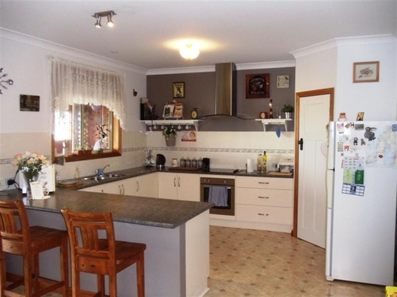 6 Third Street, Ardrossan SA 5571