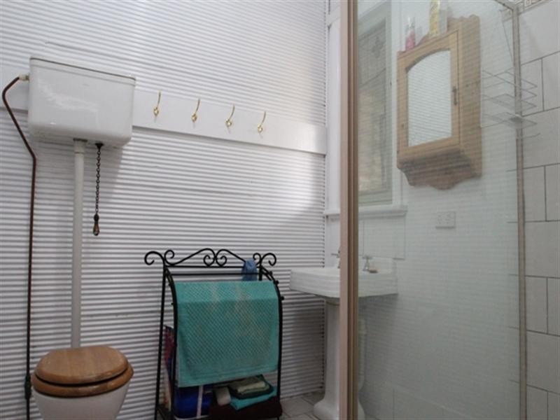 2 Chapel Street, Burra SA 5417