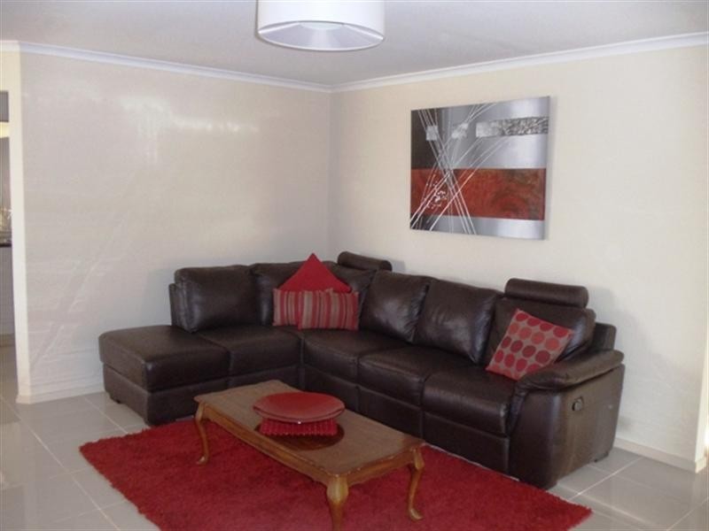 1 Hillview Crescent, Maitland SA 5573