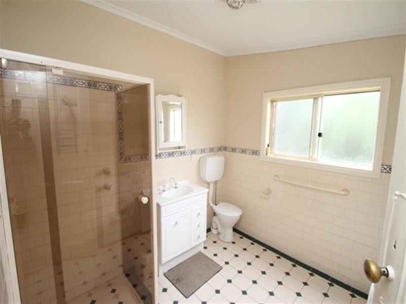 15 Main North Road WATERVALE via, Clare SA 5453