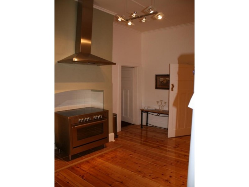 1 Ware Street, Burra SA 5417