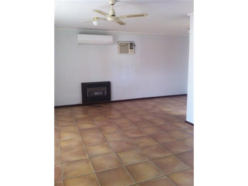 18 BARTON Road, Tiddy Widdy Beach SA 5571