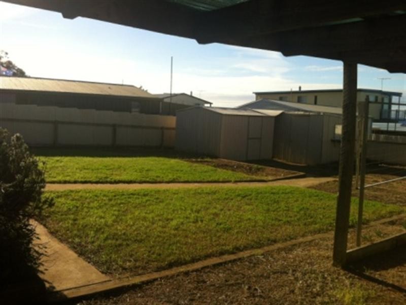 18 BARTON Road, Tiddy Widdy Beach SA 5571