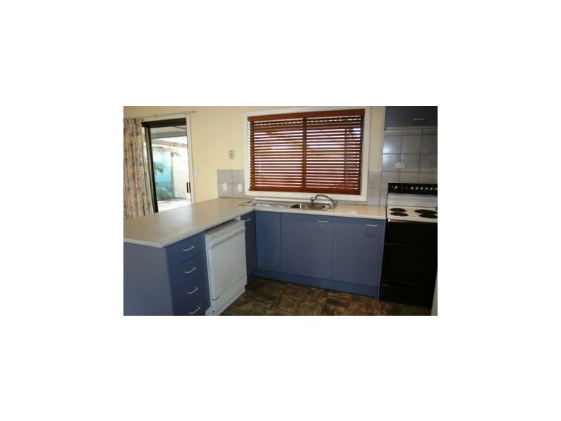 13 Warnes Street, Cowell SA 5602