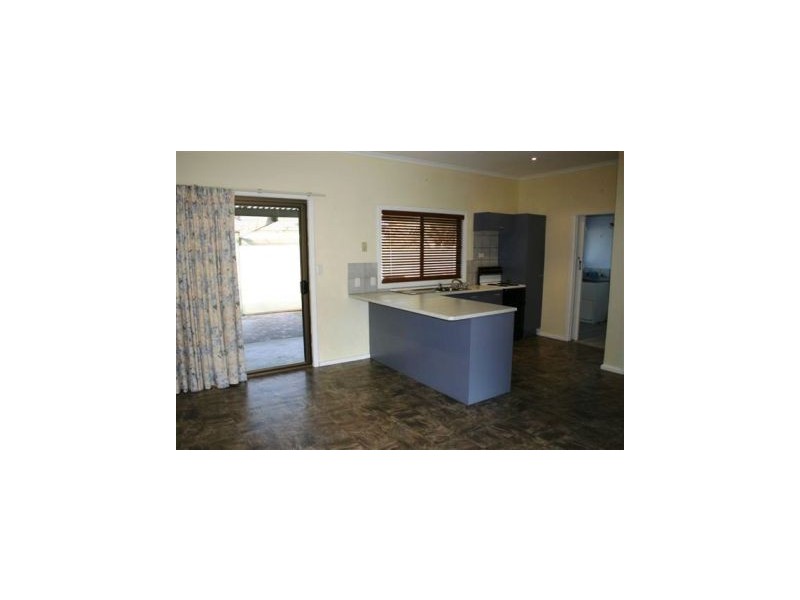 13 Warnes Street, Cowell SA 5602