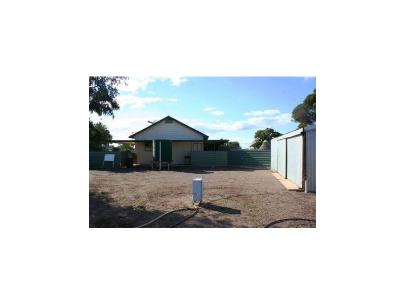 13 Warnes Street, Cowell SA 5602