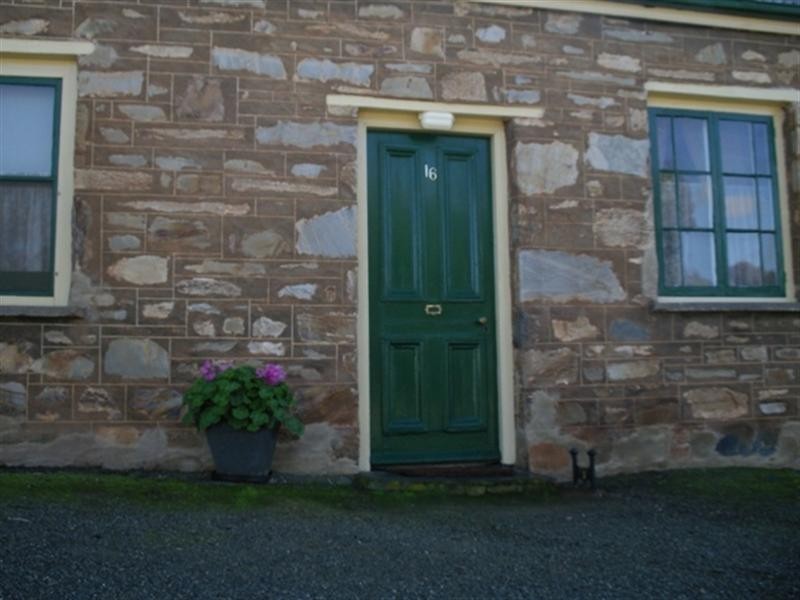 16 Truro Street, Burra SA 5417